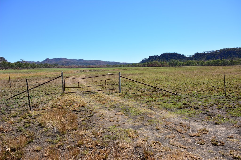 Dargonelly Rock Hole camping area | Mount Moffatt QLD 4454, Australia | Phone: 0411 518 271