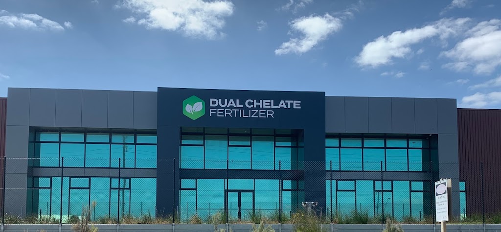 Dual Chelate Fertilizer - Central NSW Distribution Hub | 26 Back Yamma Rd, Forbes NSW 2870, Australia | Phone: (03) 5026 4052