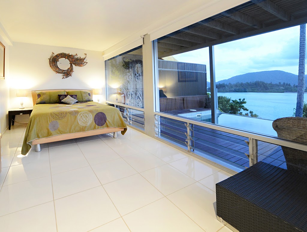 The Point Whitsundays | 29 Warrain St, Shute Harbour QLD 4802, Australia | Phone: 0419 922 426