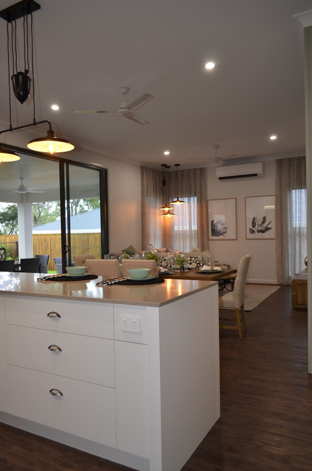 Elliot Springs Display Home - Grady Homes | 34 Vista Pl, Julago QLD 4816, Australia | Phone: (07) 4795 0900