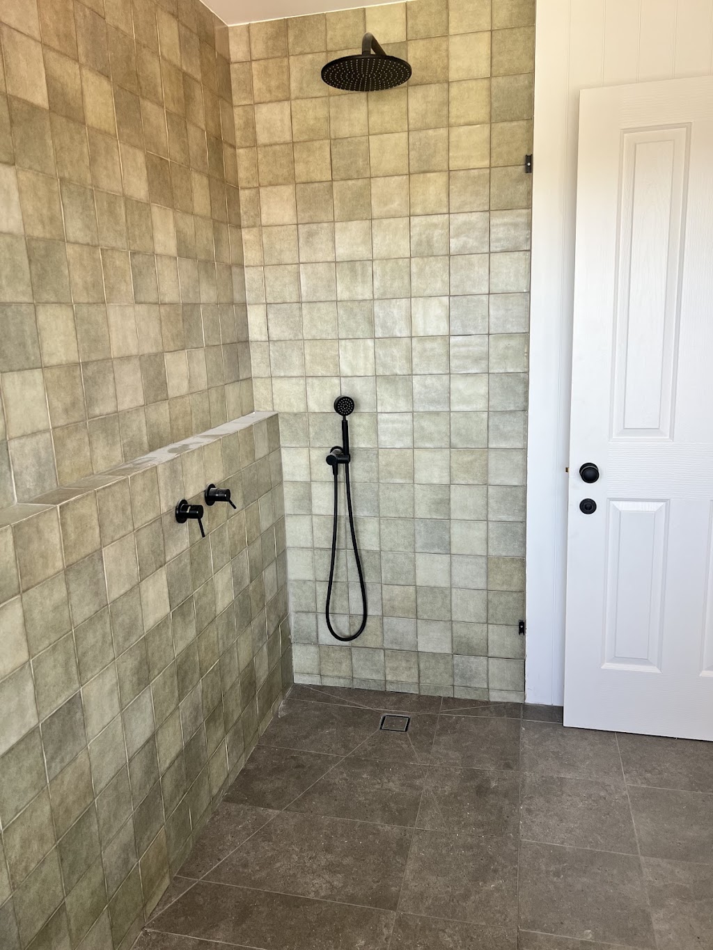 Marvel Bathroom Renovation | Shetland St, Endeavour Hills VIC 3802, Australia | Phone: 0426 937 776
