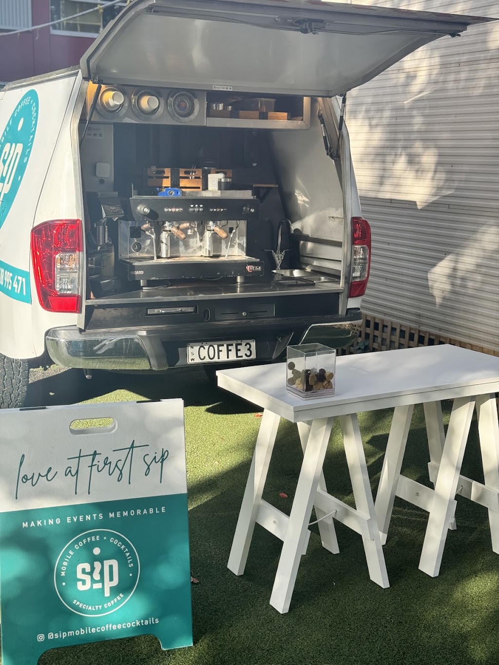 SiP Mobile Coffee & Cocktail carts | 32 Sixth St, Granville NSW 2142, Australia | Phone: 0418 995 471
