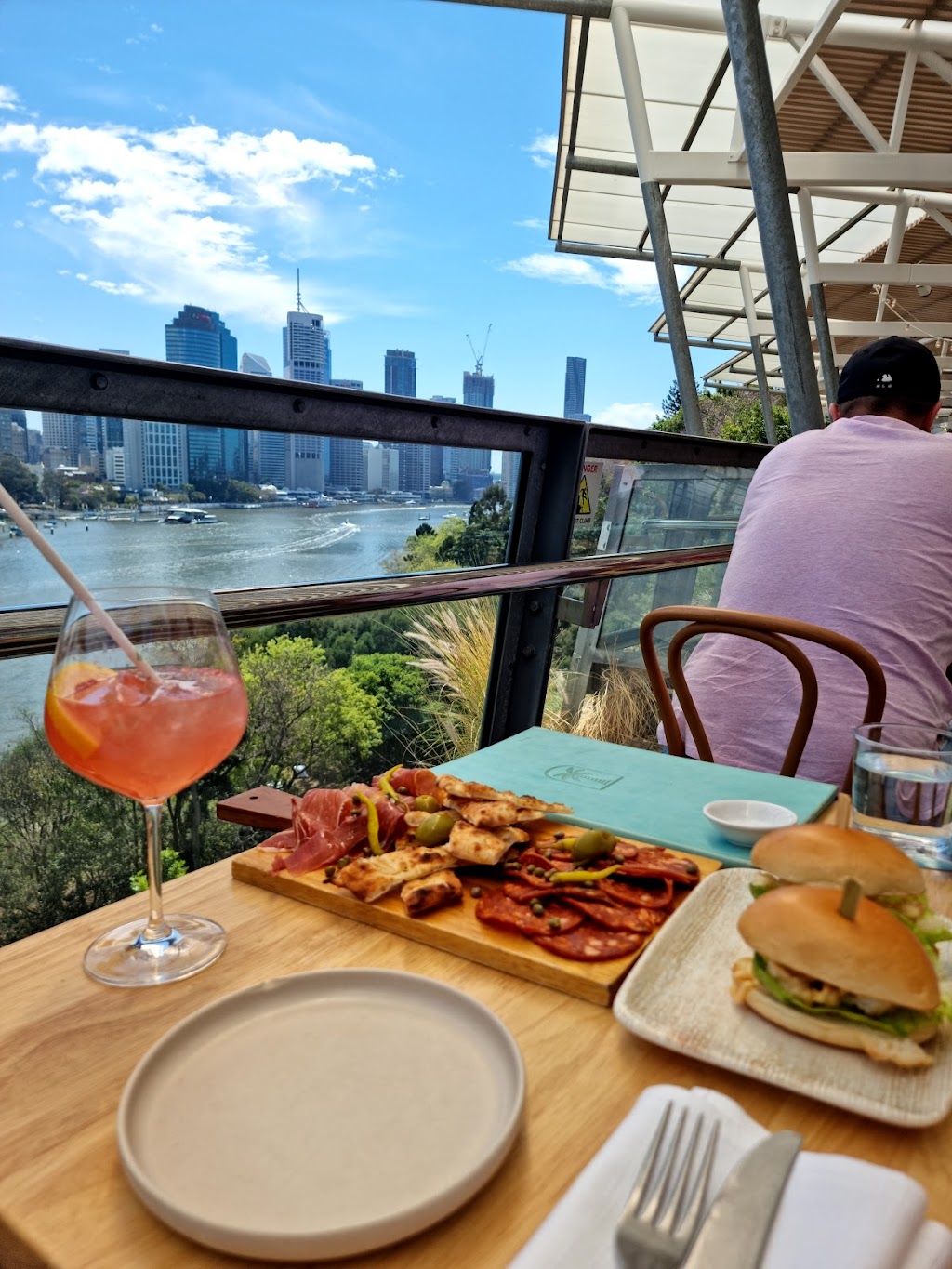 Photo by Caoimhe Holly. Joeys | restaurant | 29 River Terrace, Kangaroo Point QLD 4169, Australia | 0731852945 OR +61 7 3185 2945