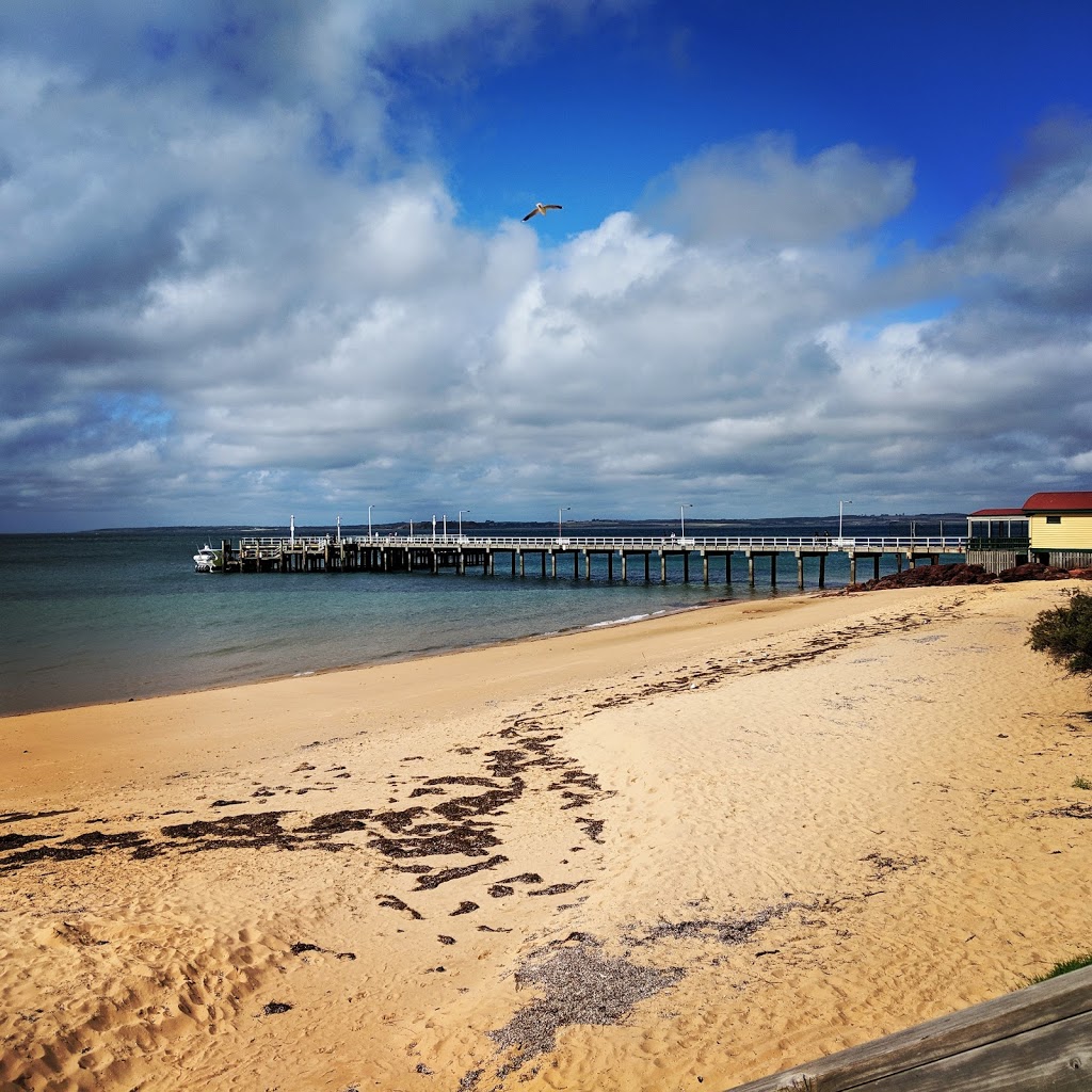 Cowes Beach | The Esplanade, Cowes VIC 3922, Australia | Phone: (03) 9676 6900