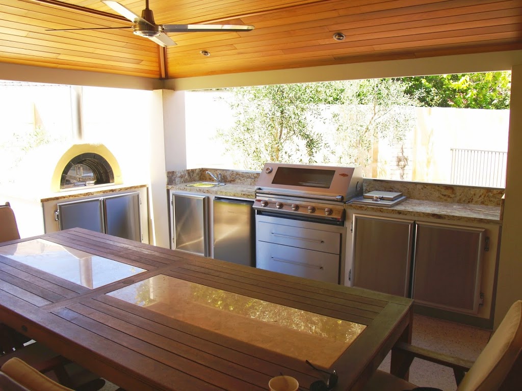 Alfresco Kitchens | 5/10 Mcelligott Ct, Canning Vale WA 6155, Australia | Phone: (08) 9456 0549