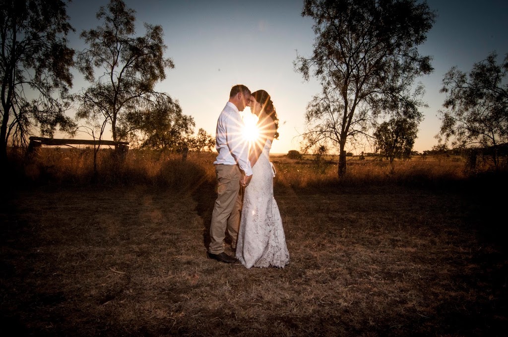 Toowoomba Wedding Photography | 38 Brimblecombe Dr, Middle Ridge QLD 4350, Australia | Phone: 0411 323 814