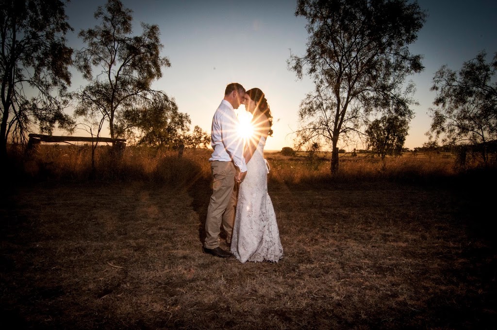 Toowoomba Wedding Photography |  | 38 Brimblecombe Dr, Middle Ridge QLD 4350, Australia | 0411323814 OR +61 411 323 814