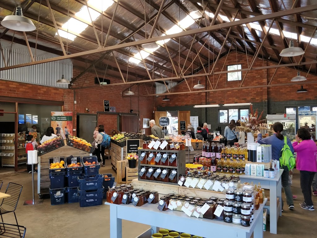 Raeburn Orchards | 4 Raeburn Rd, Roleystone WA 6111, Australia | Phone: (08) 9397 5325