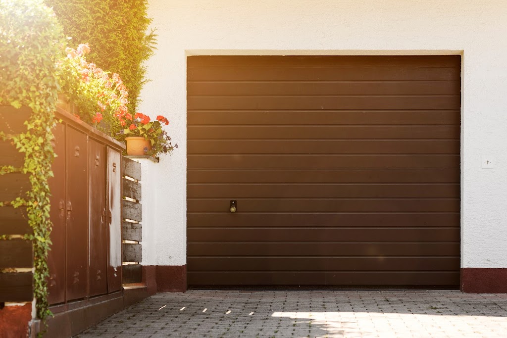 Safe & Secure Garage Doors - Ballarat | 3 Ring Rd, Alfredton VIC 3350, Australia | Phone: 1800 271 047