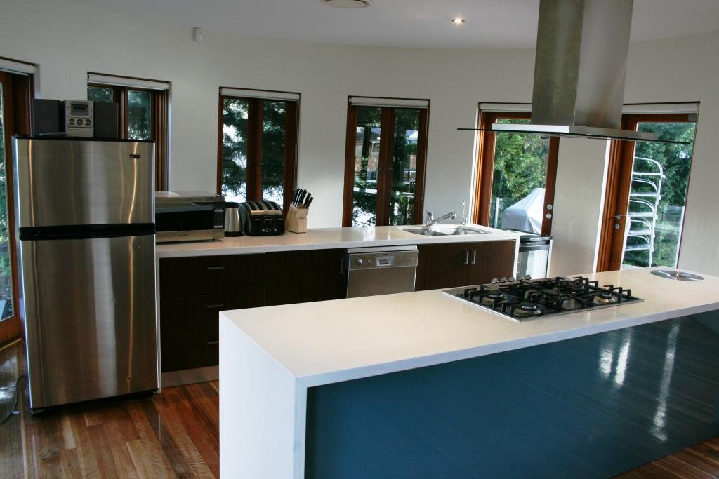 Whitehaven | lodging | 4 Ocean View Dr, Wamberal NSW 2260, Australia | 0243851000 OR +61 2 4385 1000