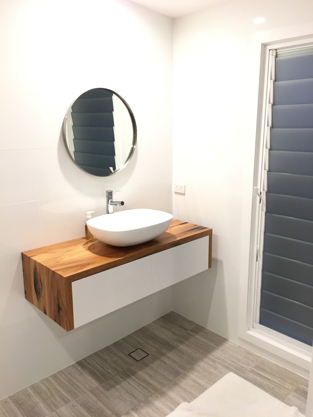hand made bathrooms (bathroom renovation) | home goods store | 37 Sydney Rd, Warriewood NSW 2102, Australia | 0408918006 OR +61 408 918 006