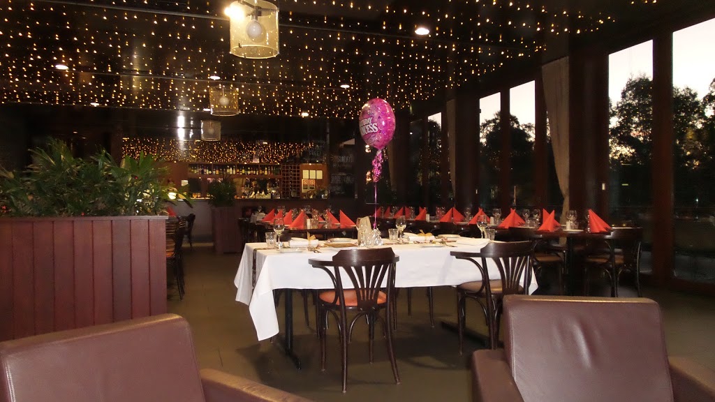 Harringtons Bar + Grill | restaurant | 1 Forestgrove Dr, Harrington Park NSW 2567, Australia | 0246479376 OR +61 2 4647 9376