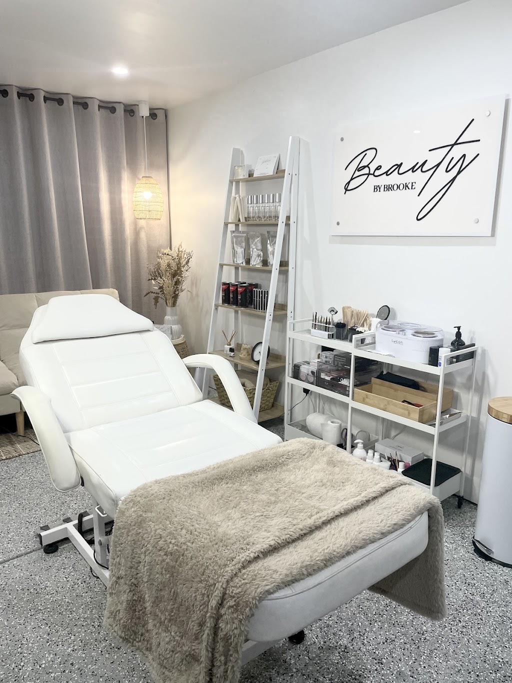Beauty By Brooke | beauty salon | 3 Balaton Dr, Pakenham VIC 3810, Australia | 0421398668 OR +61 421 398 668