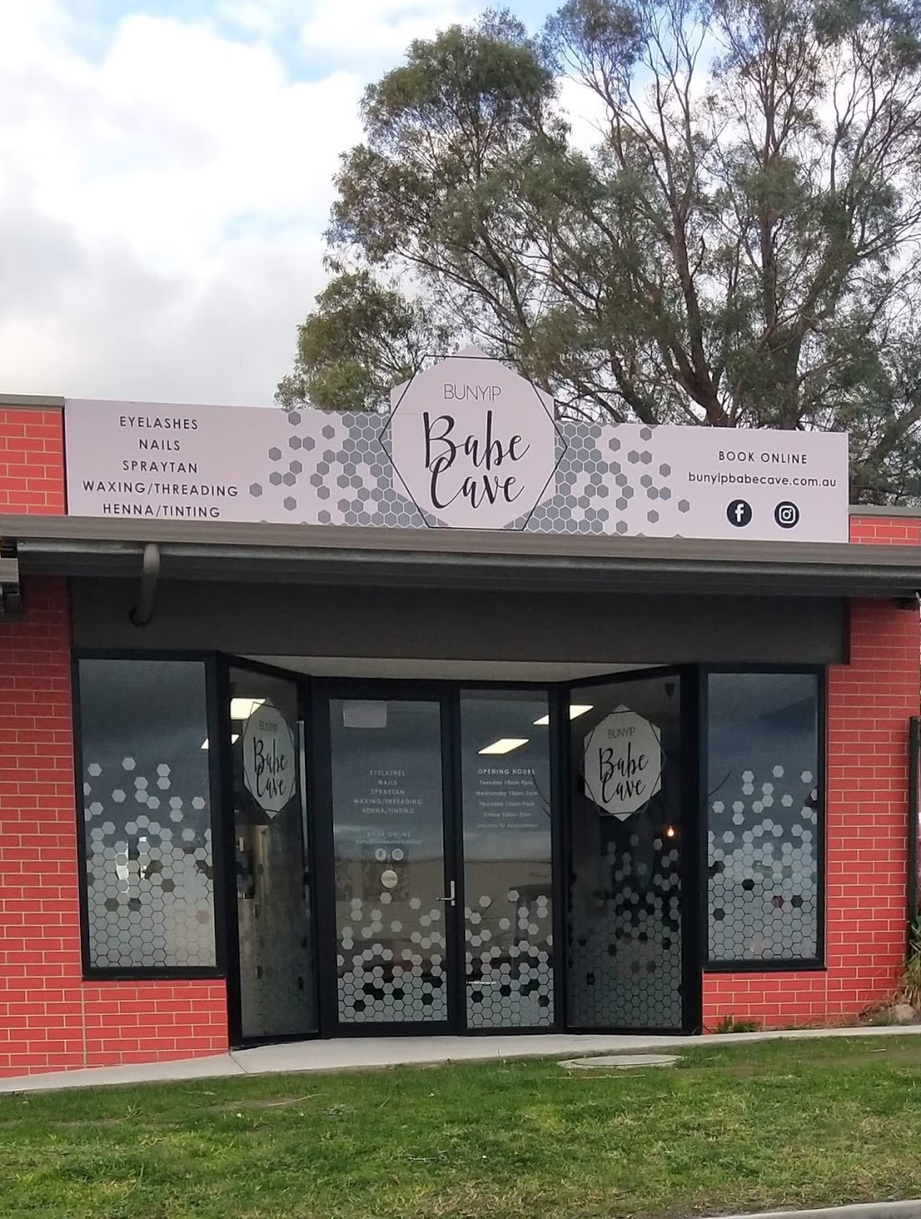 Bunyip Babe Cave | beauty salon | Shop 6/1-3 Main St, Bunyip VIC 3815, Australia | 0439853573 OR +61 439 853 573