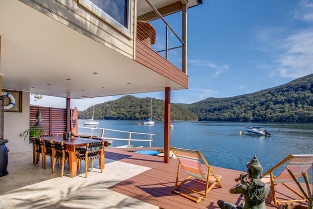 The Deckhouse, Cottage Point | lodging | Cottage Point Rd, Cottage Point NSW 2084, Australia | 0422442594 OR +61 422 442 594