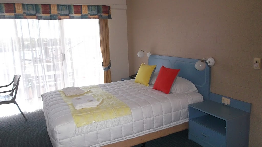 Ulladulla Harbour Motel | 29 Burrill St S, Ulladulla NSW 2539, Australia | Phone: (02) 4455 5444