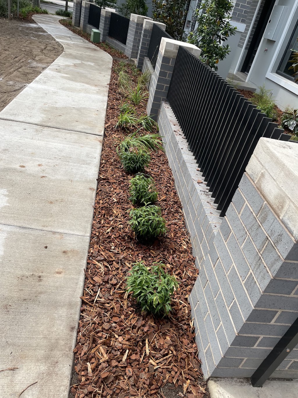 JMP Landscapes | 14 Berrima Rd, Wilton NSW 2571, Australia | Phone: 0401 885 349