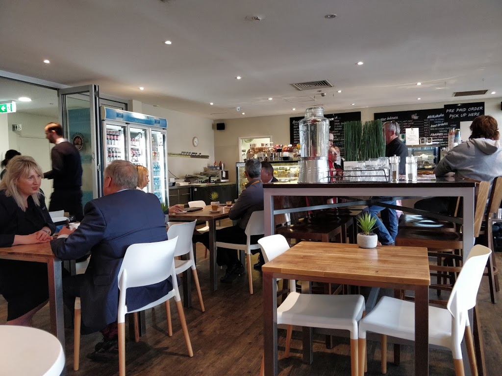 Republic of Coffee | cafe | 2 George Wiencke Dr, Perth Airport WA 6105, Australia | 0892774426 OR +61 8 9277 4426