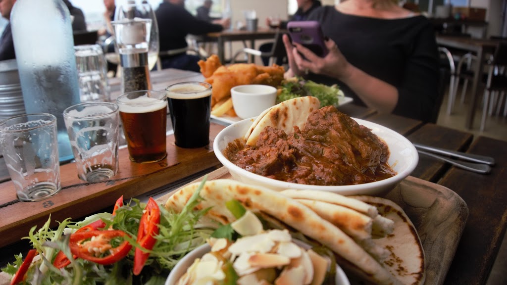 Eagle Bay Brewing Co | restaurant | 236 Eagle Bay Rd, Naturaliste WA 6281, Australia | 0897553554 OR +61 8 9755 3554