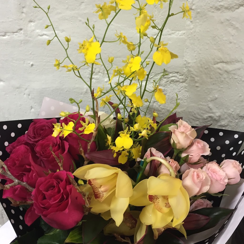 Flowers By Cath Cooma | florist | 54 Orana Ave, Cooma NSW 2630, Australia | 0414943662 OR +61 414 943 662