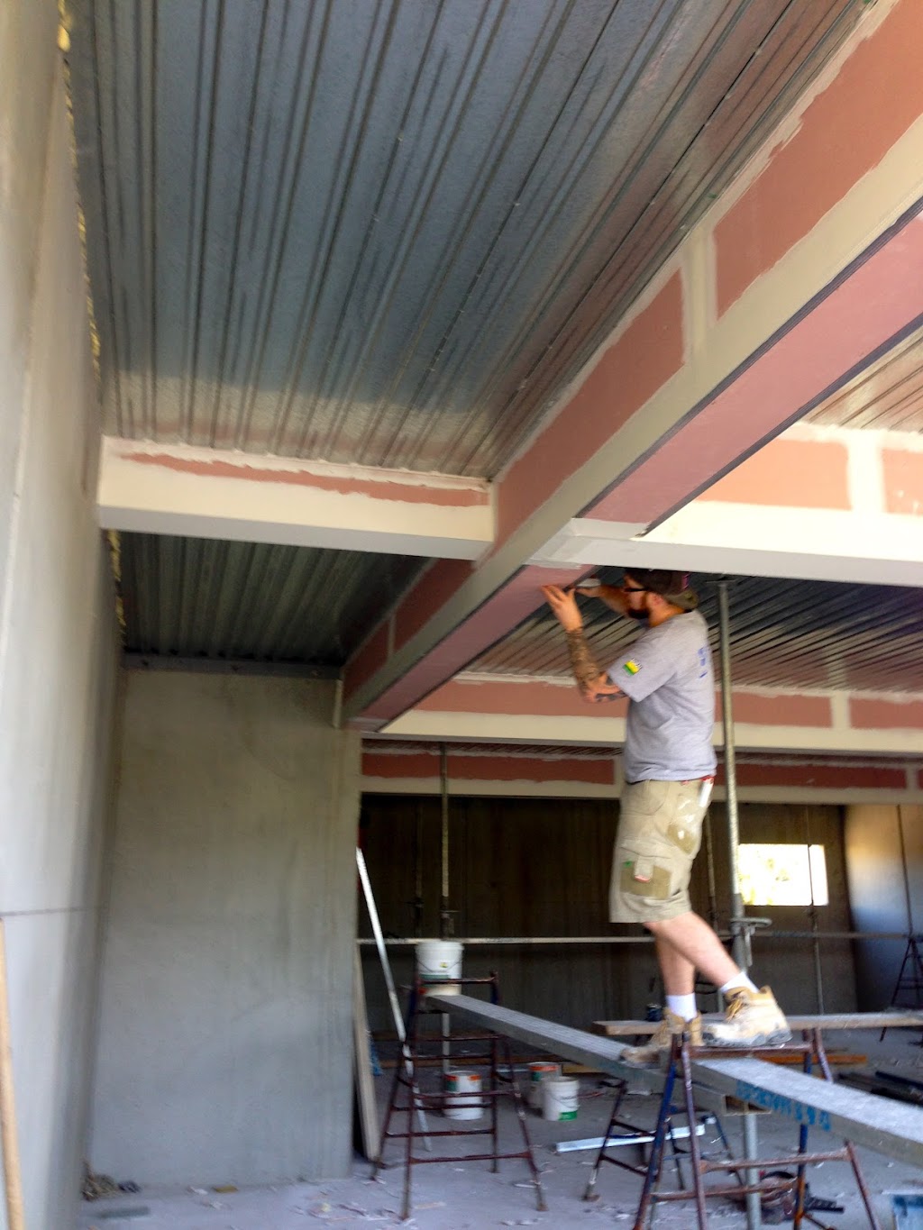 D & S Madeley Plastering Contractors | 64 Fitzroy St, Sale VIC 3850, Australia | Phone: 0408 446 100