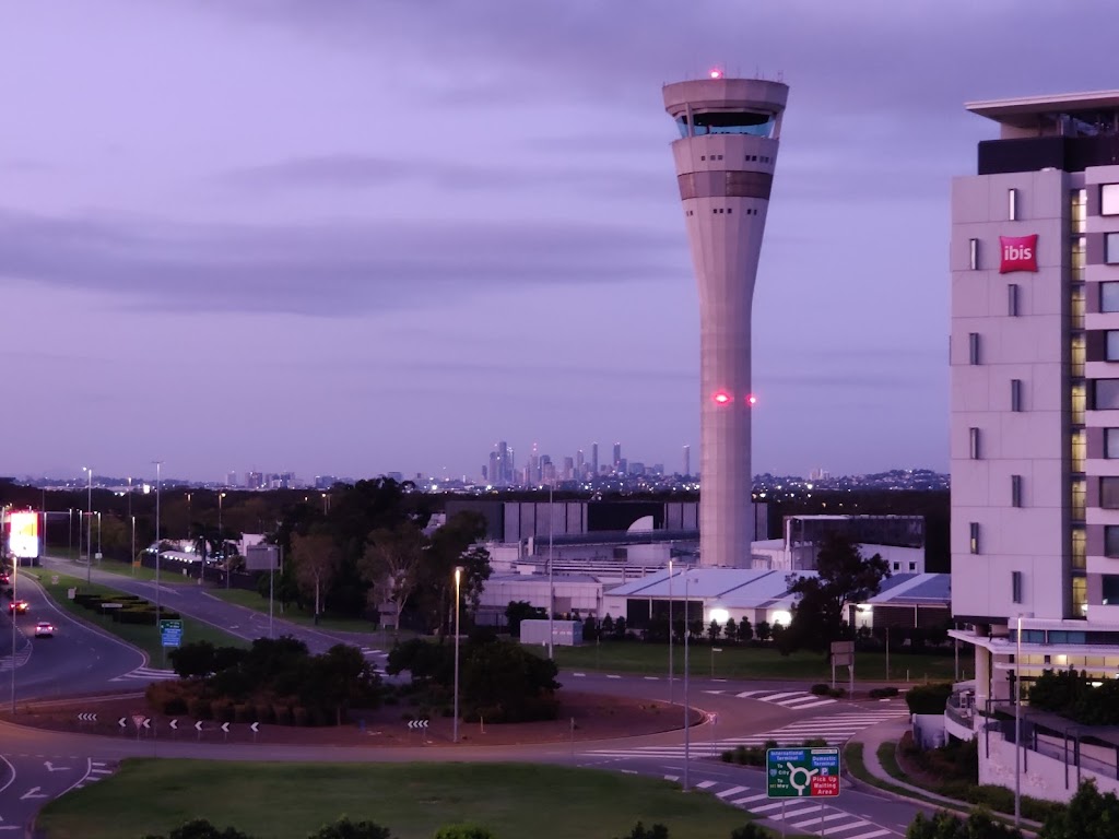 Ibis Hotel | 2 Dryandra Rd, Brisbane Airport QLD 4008, Australia | Phone: (07) 3188 7300