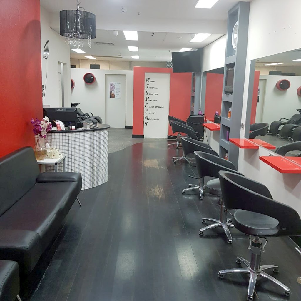 Reenika Hair & Beauty Salon | hair care | Shop 10, Market Town, The Horsley Dr, Wetherill Park NSW 2164, Australia | 0297561236 OR +61 2 9756 1236