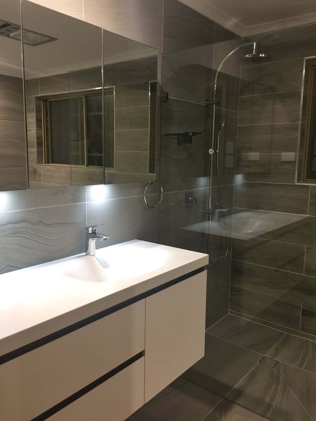 Sannine Bathrooms | 1165 Canterbury Rd, Roselands NSW 2195, Australia | Phone: (02) 9750 9555
