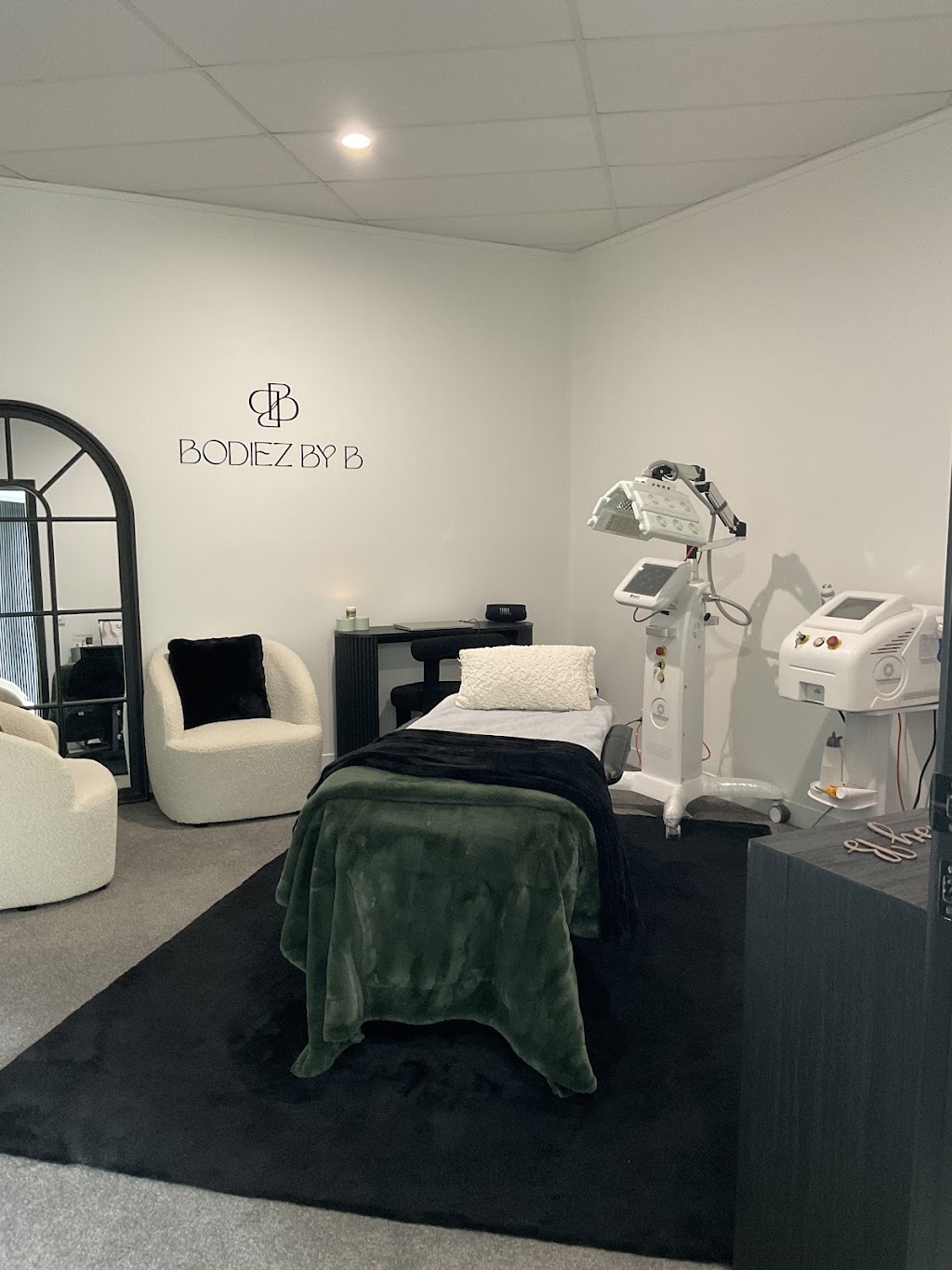 Bodiez By B | 5/141 Maudsland Rd, Oxenford QLD 4210, Australia | Phone: 0447 106 981