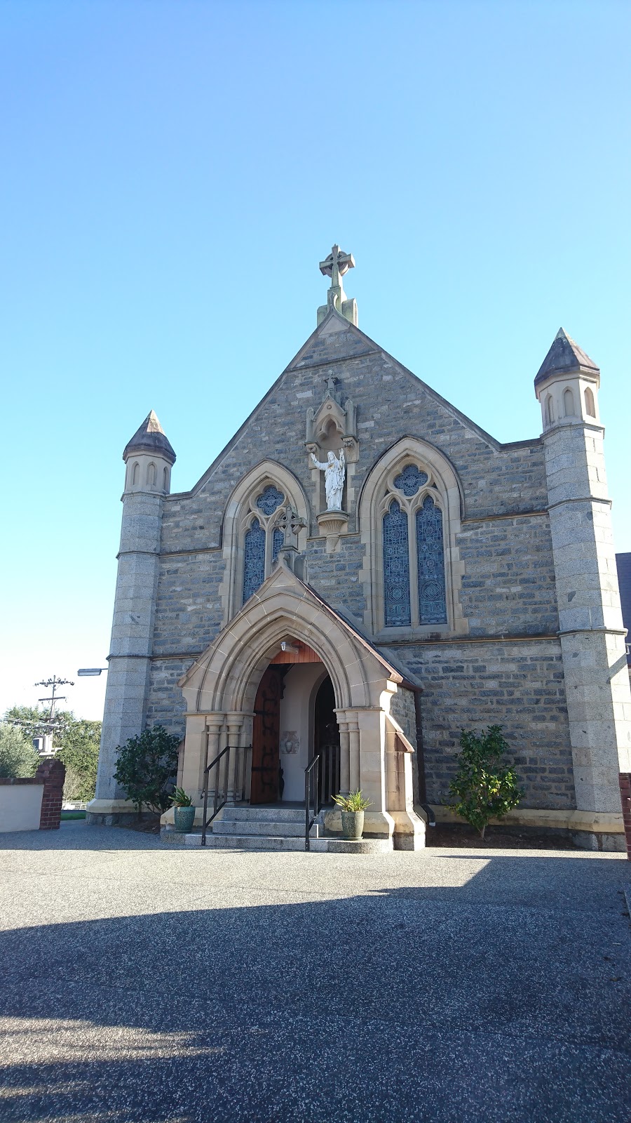 Sacred Heart Parish | church | 32 Queens St, Moruya NSW 2537, Australia | 0244742024 OR +61 2 4474 2024