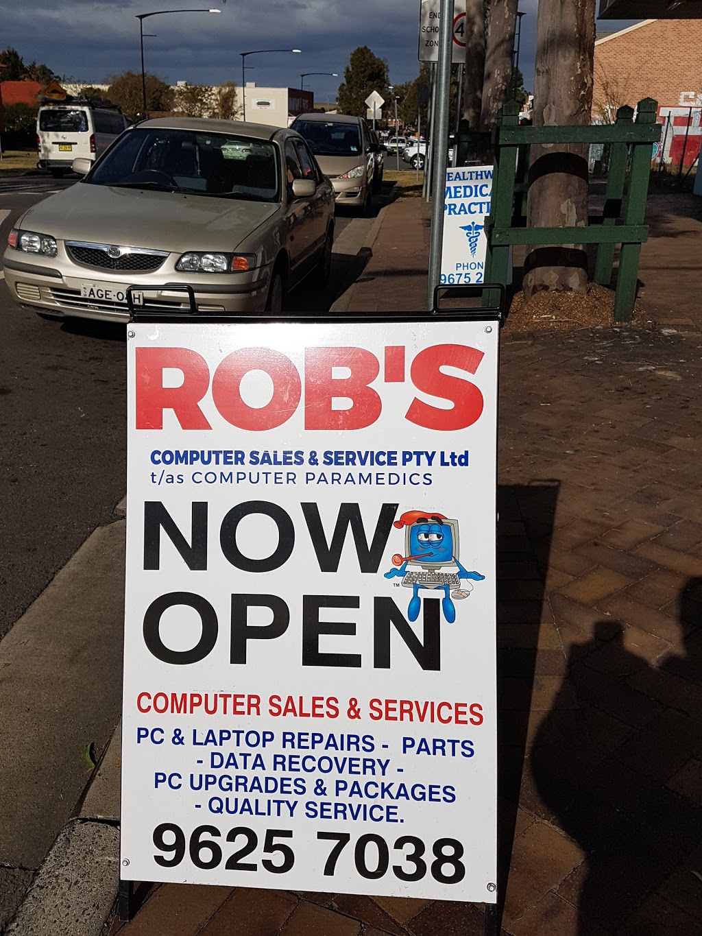 Robs Computer Sales & Service | electronics store | 22 Great Western Hwy, Colyton NSW 2760, Australia | 0298332251 OR +61 2 9833 2251