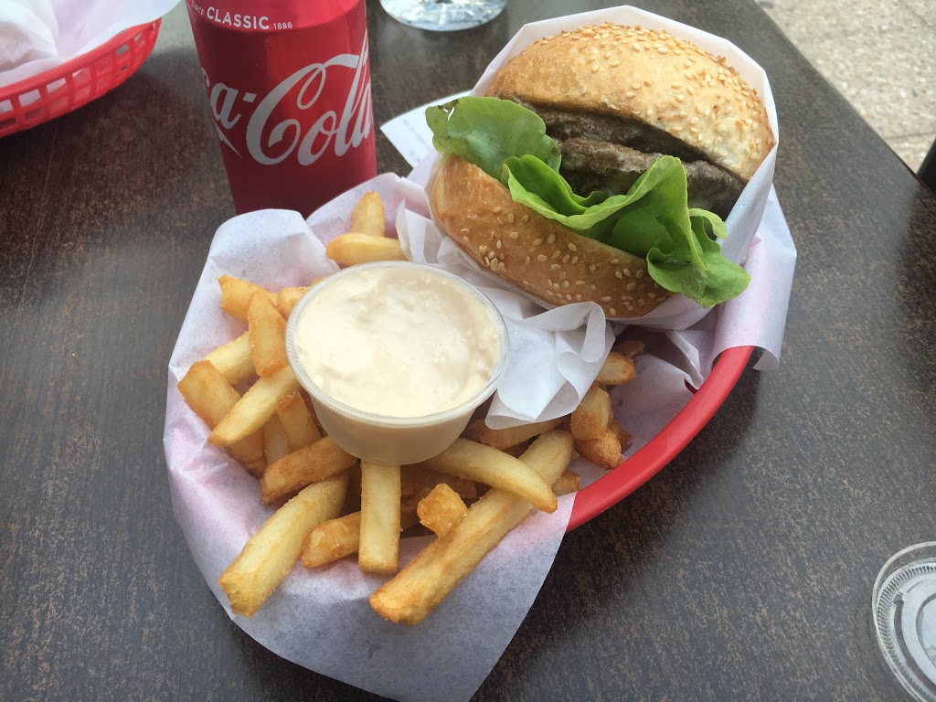 BenBry Burgers Dee Why Beach | 14 The Strand, Dee Why NSW 2099, Australia | Phone: (02) 8068 2186