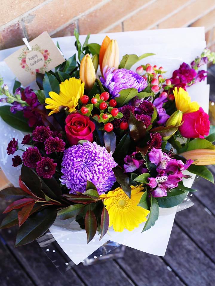 The Murgon Florist | florist | 107 Lamb St, Murgon QLD 4605, Australia | 0741681888 OR +61 7 4168 1888