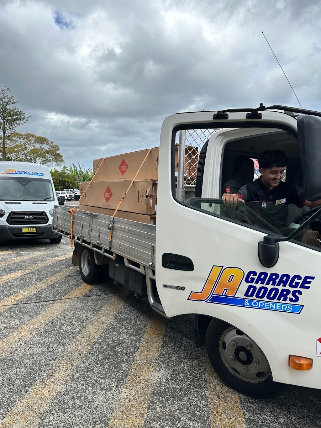 JA Garage Doors & Openers | 28 Gosford Ave, The Entrance NSW 2261, Australia | Phone: (02) 4332 9871