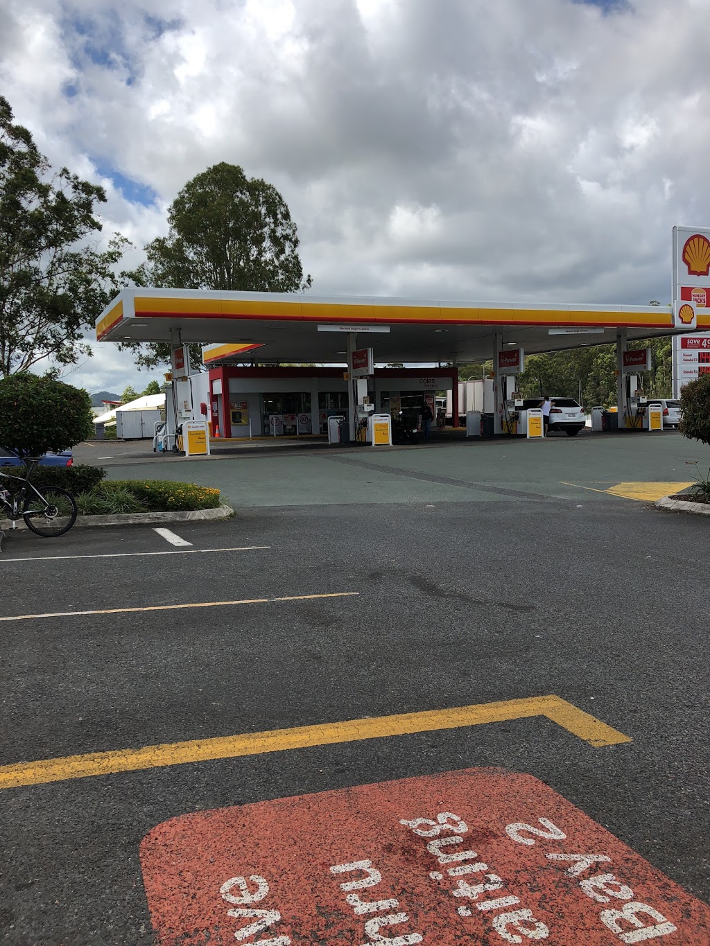 Coles Express | gas station | 196/206 Highfield Dr, Robina QLD 4226, Australia | 0755307763 OR +61 7 5530 7763