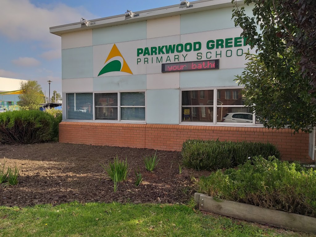 Parkwood Green Primary School | school | 178 Community Hub, Hillside VIC 3037, Australia | 0394493600 OR +61 3 9449 3600