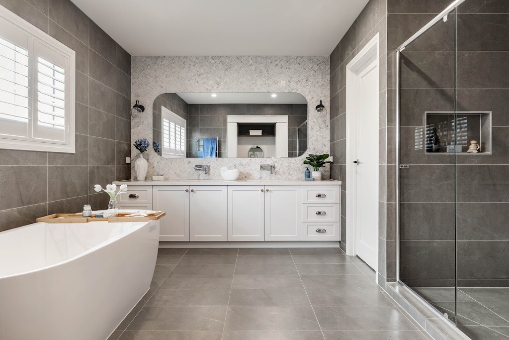 Kingsbridge Homes - Coridale Estate, Display Homes | 20 Coridale Bvd, Lara VIC 3212, Australia | Phone: 1800 897 876