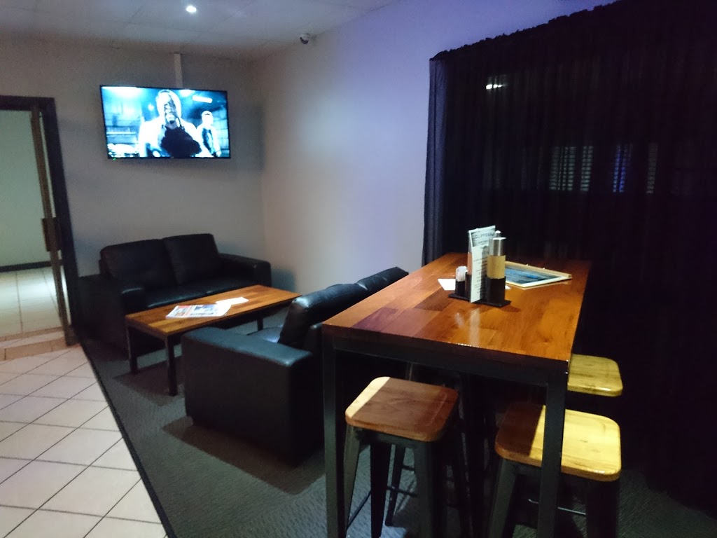 Clippers Bar & Grill And Clippers Conferece Centre | 65 Victoria St, Warwick QLD 4370, Australia | Phone: (07) 4661 1111