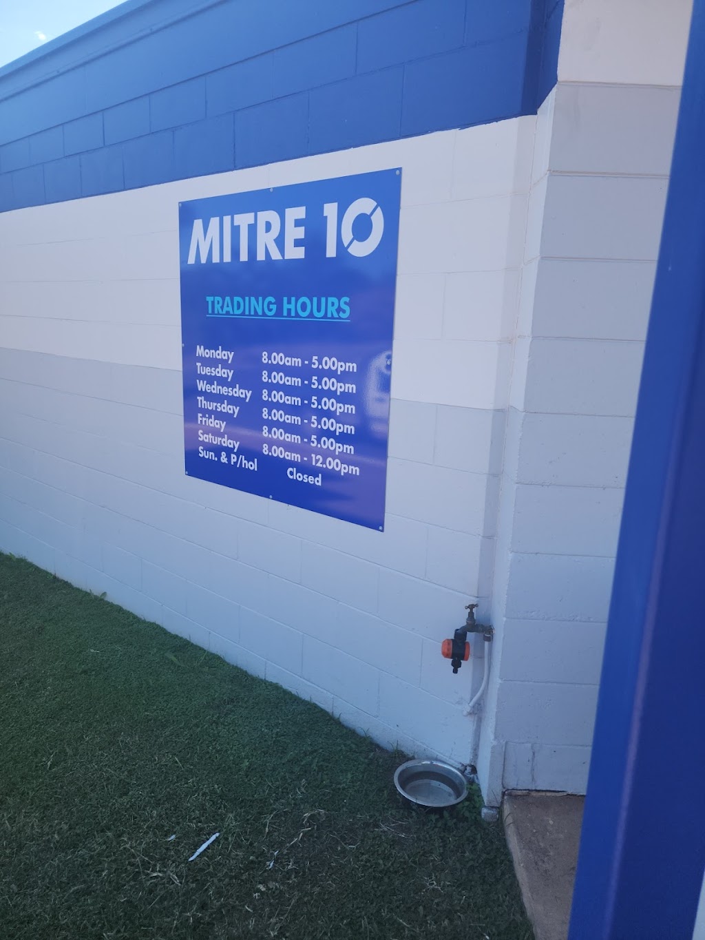 Mitre 10 Clermont - Belyando Building Supplies | 90 Herschel St, Clermont QLD 4721, Australia | Phone: (07) 4983 1304