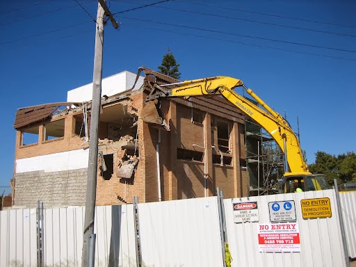 Valdora Earthmoving and Demolition | Corner Coulson and, School Rd, Yandina QLD 4561, Australia | Phone: (07) 5446 7050