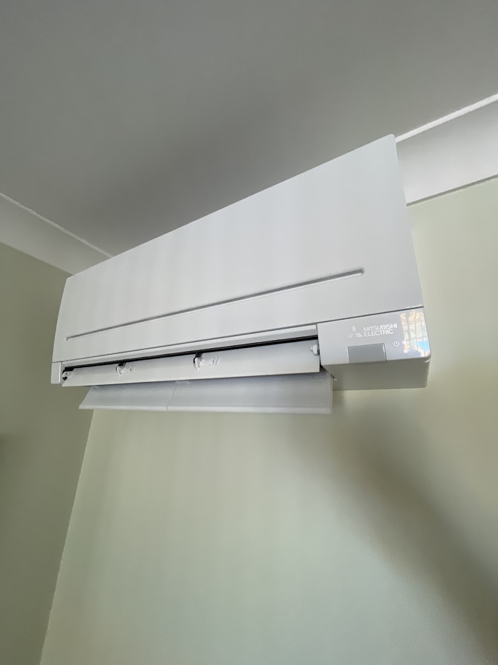 Temperature pro air conditioning pty ltd | 9 George Cl, Macksville NSW 2447, Australia | Phone: 0468 700 825