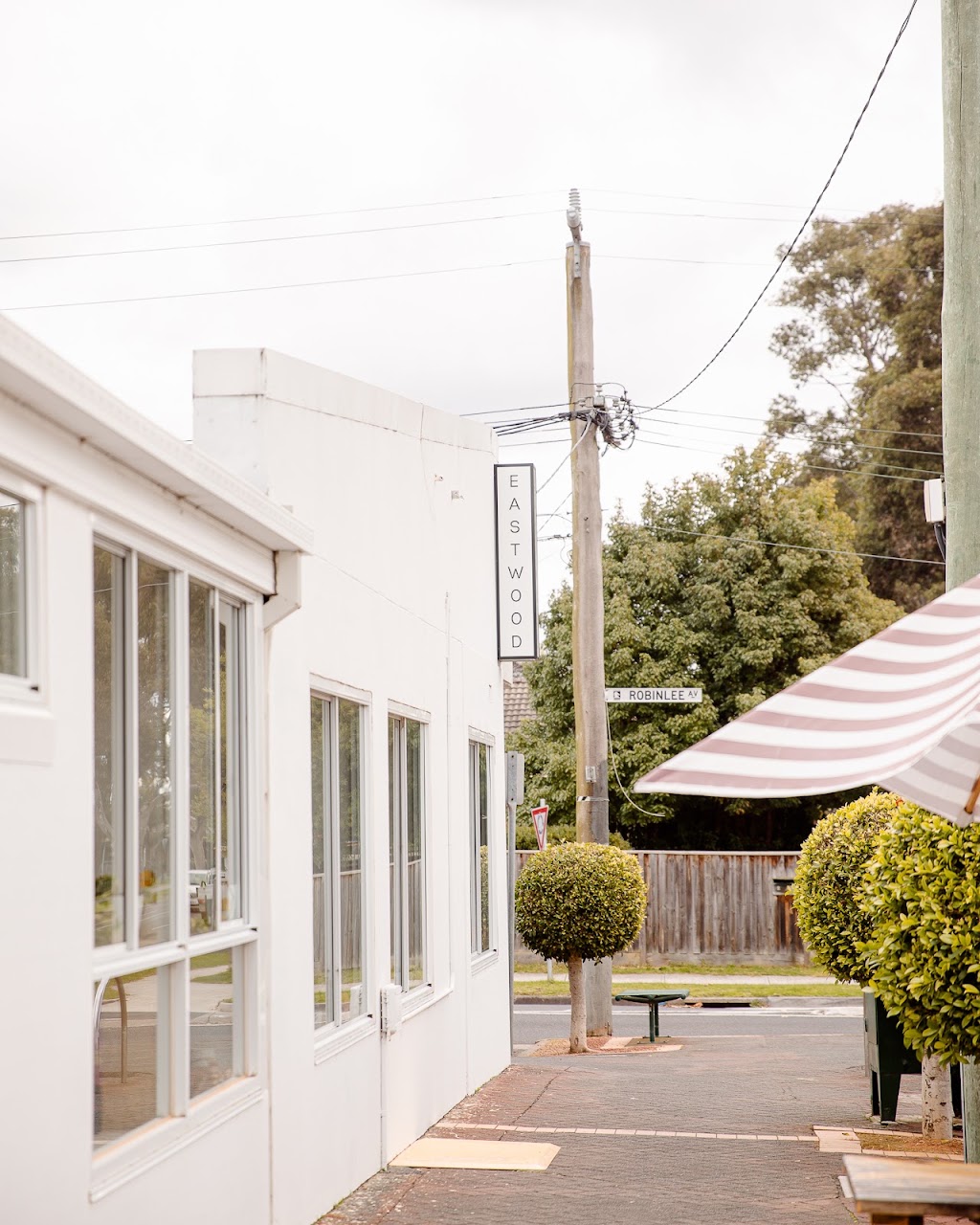 Eastwood | 1 Robinlee Ave, Burwood East VIC 3151, Australia | Phone: (03) 9989 6116