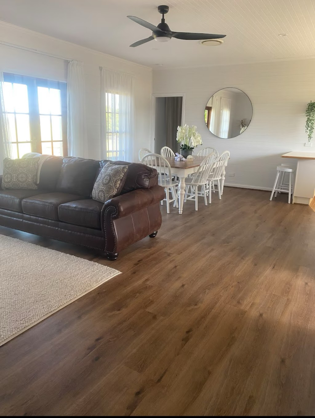 Red Hill Farmstay | 1554 Mid Western Hwy, Evans Plains NSW 2795, Australia | Phone: 0412 621 554