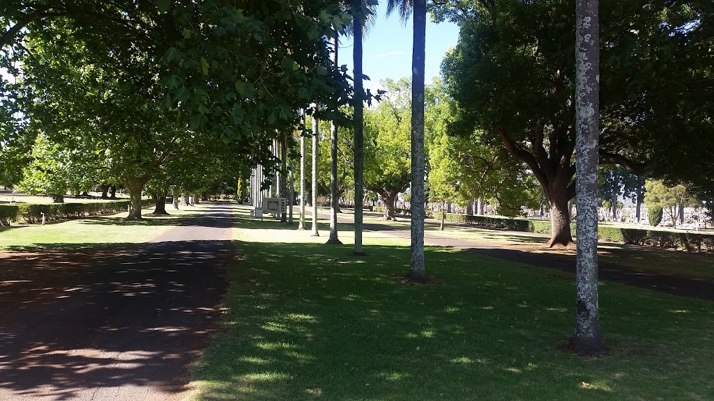 Drayton And Toowoomba Cemetery | cemetery | Harristown QLD 4350, Australia