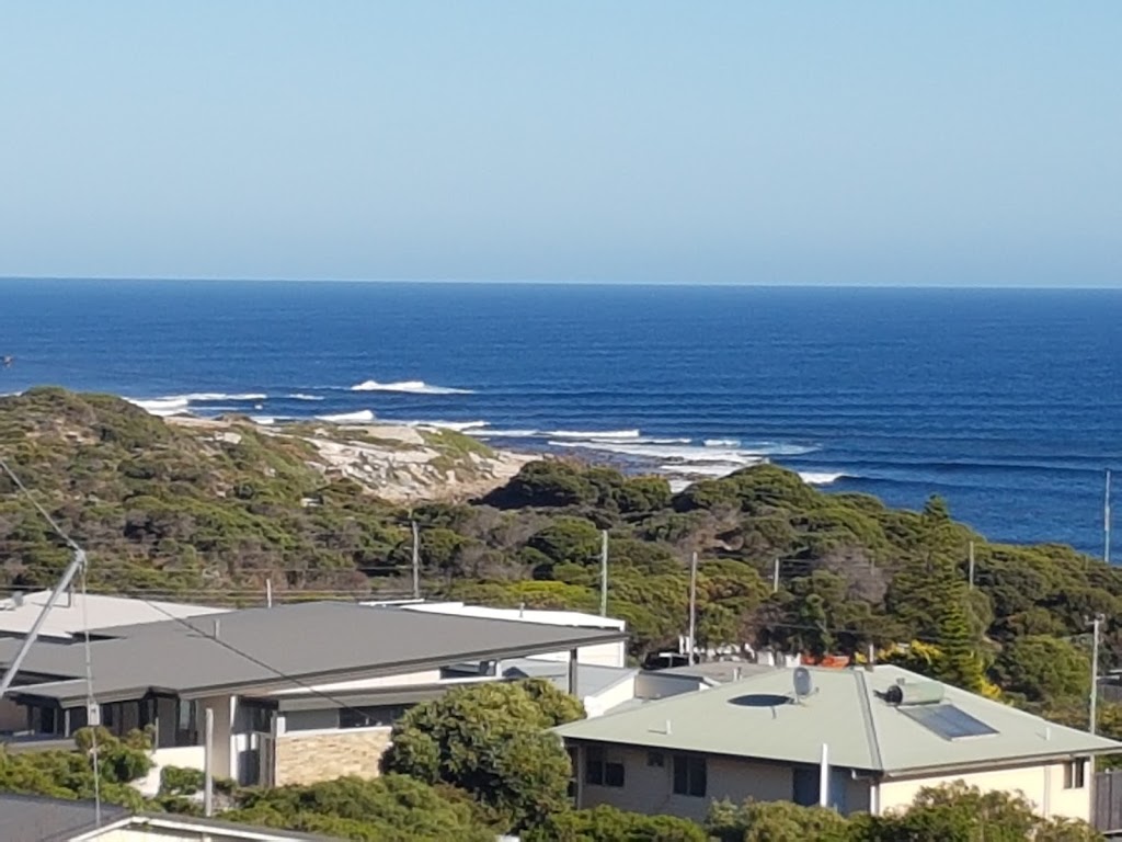 Gracetown Chalet | lodging | 42 Osborne St, Gracetown WA 6284, Australia | 0893642384 OR +61 8 9364 2384