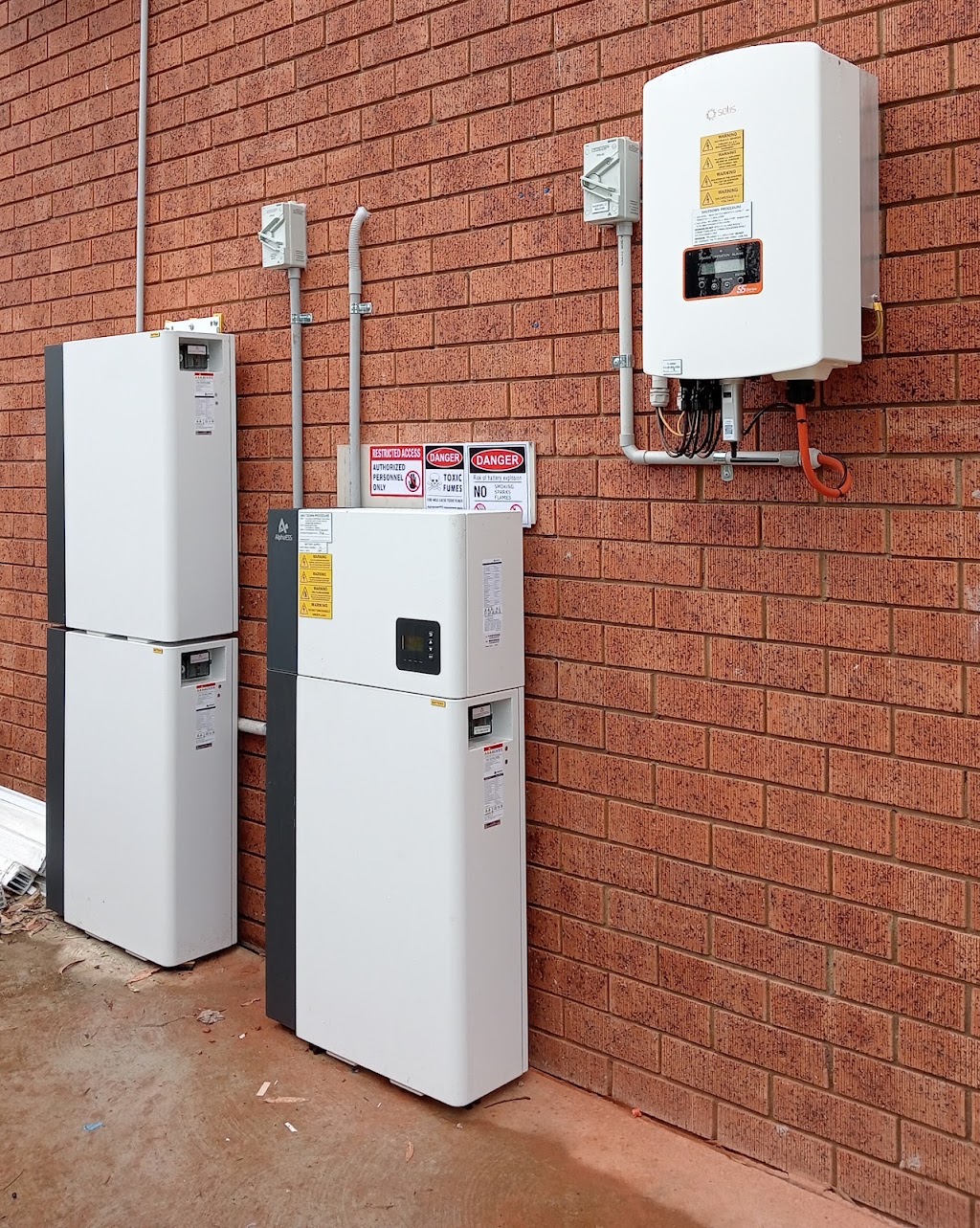 Moh Solar Solutions | Blakehurst NSW 2221, Australia | Phone: 0450 879 066