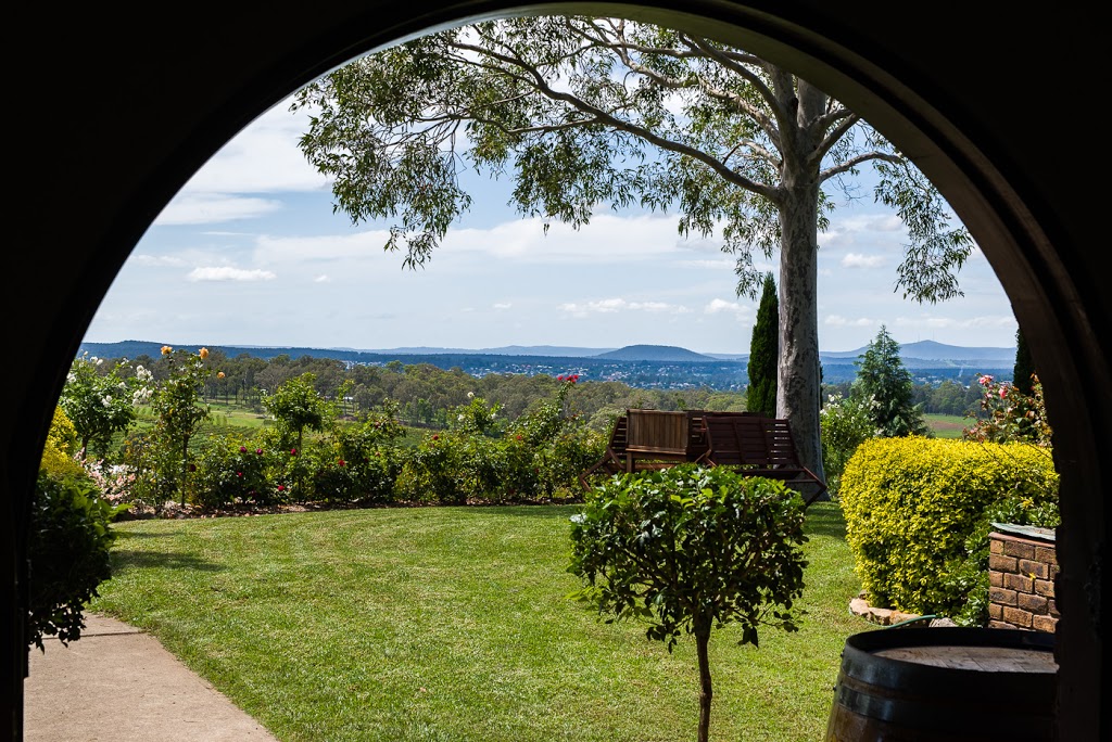 Petersons Wines | tourist attraction | 552 Mount View Rd, Mount View NSW 2325, Australia | 0249901704 OR +61 2 4990 1704