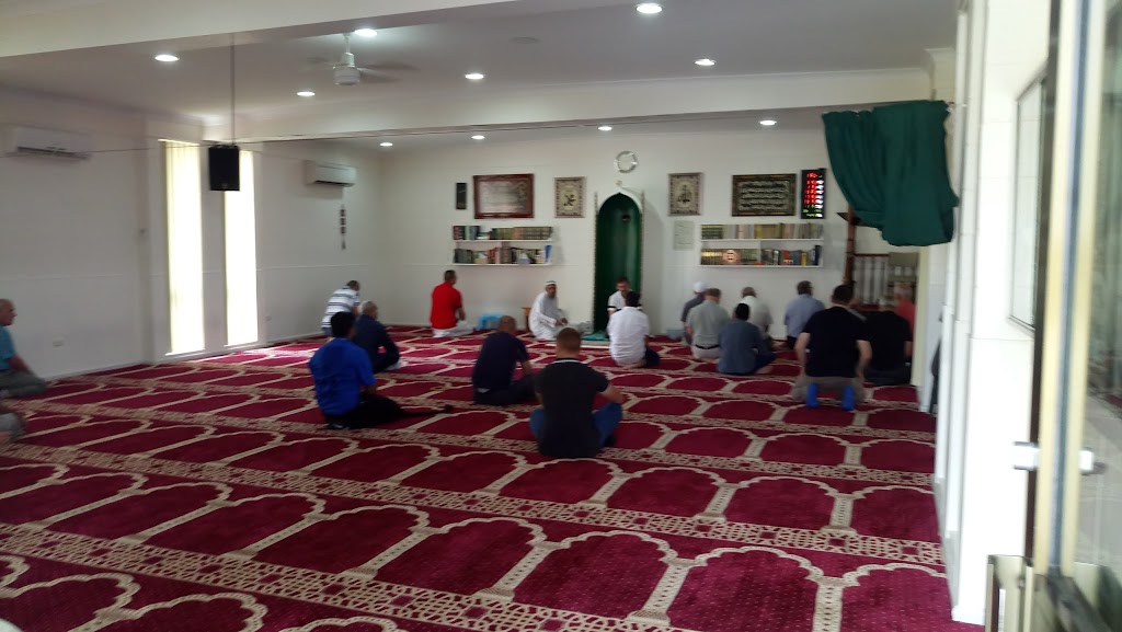 Smithfield Mosque | mosque | 30 Bourke St, Smithfield NSW 2164, Australia