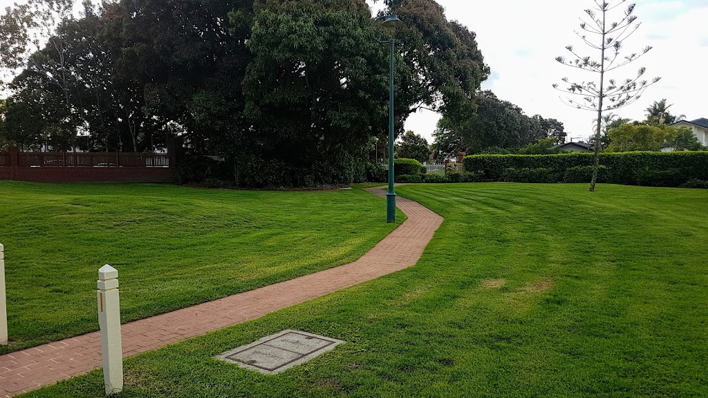 livinglawns and Maintenance | 95 Pradella Rd, Pozieres QLD 4352, Australia | Phone: 0414 697 775