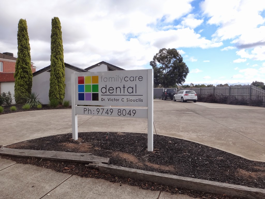 Dr. Victor C Siouclis - Family Care Dental | dentist | 296 Heaths Rd, Hoppers Crossing VIC 3029, Australia | 0397498049 OR +61 3 9749 8049